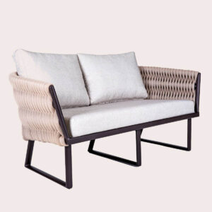 Sofá Acapulco, Trama com Tricot